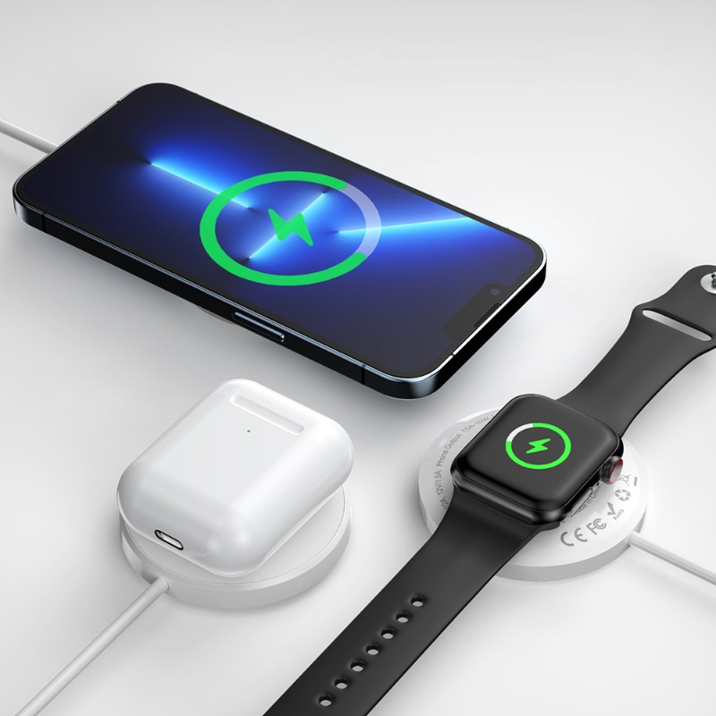 아이티스타일 애플워치 맥세이프 아이폰 에어팟 3in1 휴대용 무선 고속 충전기